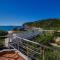 Himara Royal Hotel