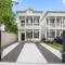 Luxury Gated 4b3b Home 2200sf King 7min to Downtown - Houston