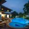 Oriental Thai luxury villa with Private pool - Чиангмай