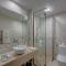 Regency Luxury Suites