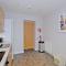 Caledonia Newhills Apartment