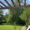 Pool house-L'hirondelle de Sermizelles- grand jardin, calme et nature aux portes du Morvan - Sermizelles