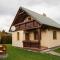 Domki nad jeziorem-Wodnik 1
