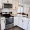 Adorable Bungalow w/ Private Patio Mins away from Downtown Rapid City