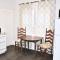 Downtown 1 Bedroom Charmer - Walk, Bike, Enjoy!!