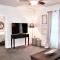 Downtown 1 Bedroom Charmer - Walk, Bike, Enjoy!!