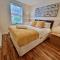 Stunning Luxury Serviced Apartment next to City Centre with Free Parking - Contractors & Relocators