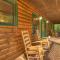 Family Friendly Cabin On A Creek With Large Yard - Блу-Ридж
