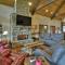 Jupiter On The Mountain w Stunning Views, Hot Tub - Mineral Bluff