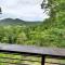 Jupiter On The Mountain w Stunning Views, Hot Tub - Mineral Bluff
