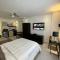 Suites By SalcedO