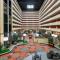 University Plaza Hotel - Springfield