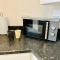 Bright & Spacious Flat - Perfect for Exploring London , Slough & Windsor! - Slough