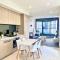 Stunning 2-Bed Apartment with Panoramic CBD Views