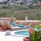 Syros Grace eco-Villa with Jacuzzi & Stuning Views - 阿诺锡罗斯