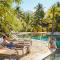 ROBINSON KHAO LAK