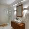 Syros Grace eco-Villa with Jacuzzi & Stuning Views - 阿诺锡罗斯