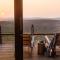 Rhino Ridge Safari Lodge - KwaNompondo