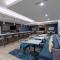 La Quinta Inn & Suites by Wyndham Round Rock near Kalahari