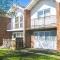 Villa - Sleeps 6 - Pets Ok - Pool - Parking