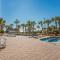 Balcony and Resort Amenities at Myrtle Beach Condo! - 默特尔比奇