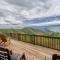 Beary Cozy Cabin! Incredible views, hot tub, games, and more!