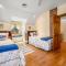 18 Beach Road West Harwich Beach Plum Cottage