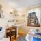18 Beach Road West Harwich Beach Plum Cottage