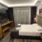 EMAY OTEL