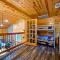 Hickory Bear - Cabin surrounded by pines, Sleeps 10, Hot Tub, Fire Pit, Arcade, Foosball Table & Deck Slide - Broken Bow