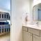 1 Mi to Downtown Modern Ocean Springs Cottage
