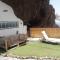 Cueva rural " Old London " with Jacuzzi and swimming pool
