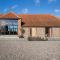 Blue Tile Farm Barn - Saxlingham