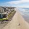D19 -- Beachfront Bliss - Oceanside