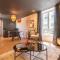 Le Cosy Chic . Proche gare . Centre-ville Mâcon . Neuf . Climatisation . Design . Wifi . - 马孔