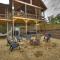Stay Awhile - large luxury cabin less than 5 minutes from dwntown BR - Blue Ridge