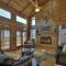 Whiskey Rocks Cabin w Mtn Views