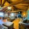 Elkhorn 3 Bedroom 2 Bathroom Log Cabin Sleeps 8 - Lincoln Log Cabin