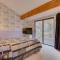 Quelah Condo - Unit 11 - صنريفير