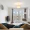 Luxnightzz - Clarendon Heights - Stylish Two-Bedroom Apartment - Colchester