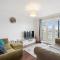 Luxnightzz - Clarendon Heights - Stylish Two-Bedroom Apartment - Colchester