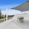 Kawana Beachside Getaway 1 Bedroom Apartment