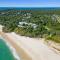 Waves 11 - Beachfront - Sleeps 8