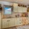 Holiday house NIKA with pool and jacuzzi