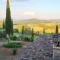 Tuscan Escape Luxury 2 bedroom apartment with pool