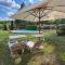 Luxury Tuscan Farm Stay, 1 bedroom with a pool