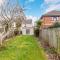 BOURNECOAST - Lovely Two Bedroom VICTORIAN HOLIDAY HOME - GARDEN - WIFI - HB8500