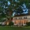 Blake House Historic Estate with Private Inn - Centreville