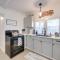 Nautical Akron Cottage with Sunroom and Lake Views! - Uniontown
