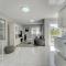 Sea View Penthouse Sunshine Urbania